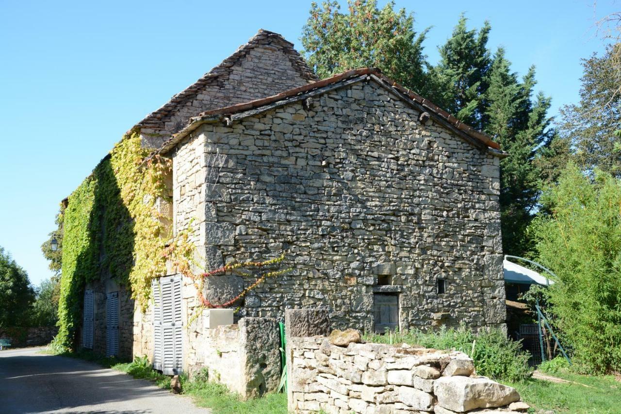לינה וארוחת בוקר Vailhourles Le Moulin A Huile מראה חיצוני תמונה